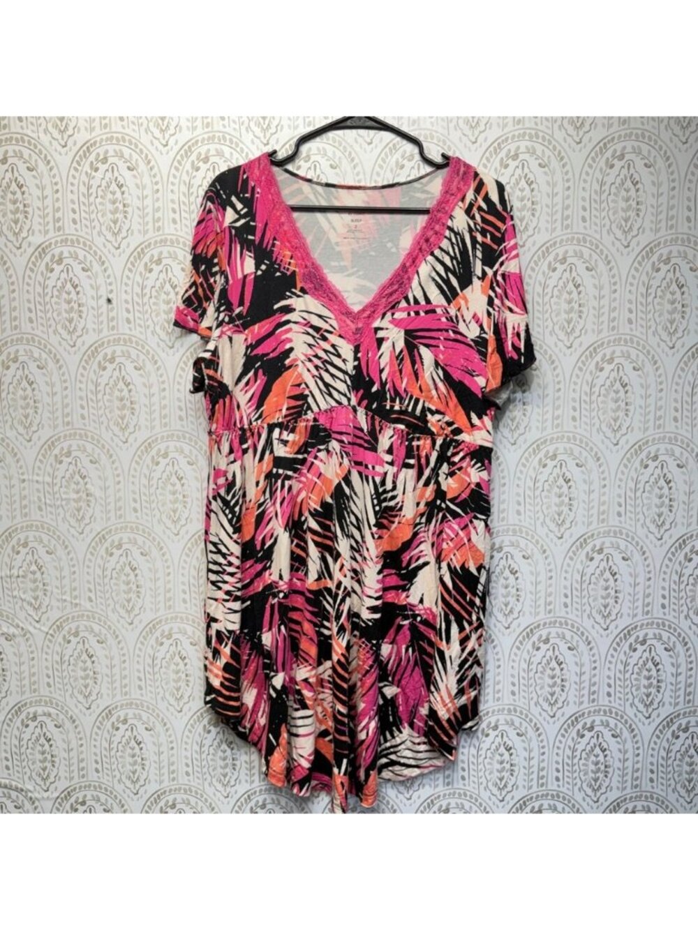 Torrid Sleep Gown Womens 2 Pink Tropical Palm Lace Trim Super Soft Nightshirt